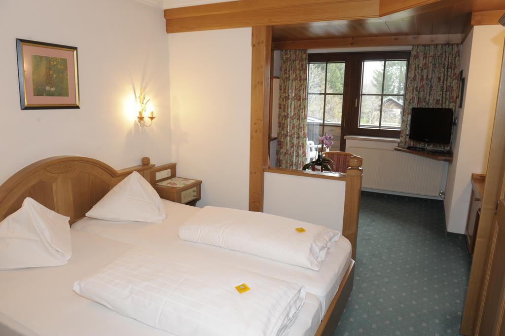 Hotel Stegmuehlhof Mauterndorf  Szoba fotó
